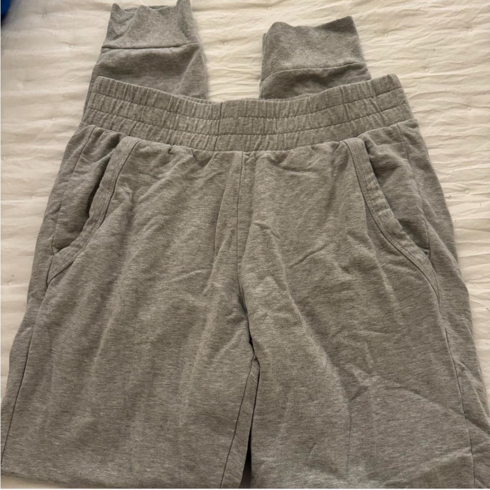 ALO Yoga Gray Track Pants with Elastic Waistband